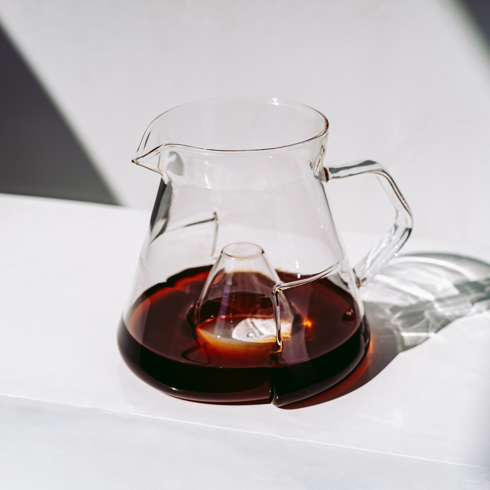ICOSA Cyclone Carafe Standard - 550ml-Clear