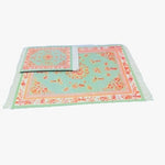 طقم أكواب ومفارش تقديم على شكل سجادة شرقية