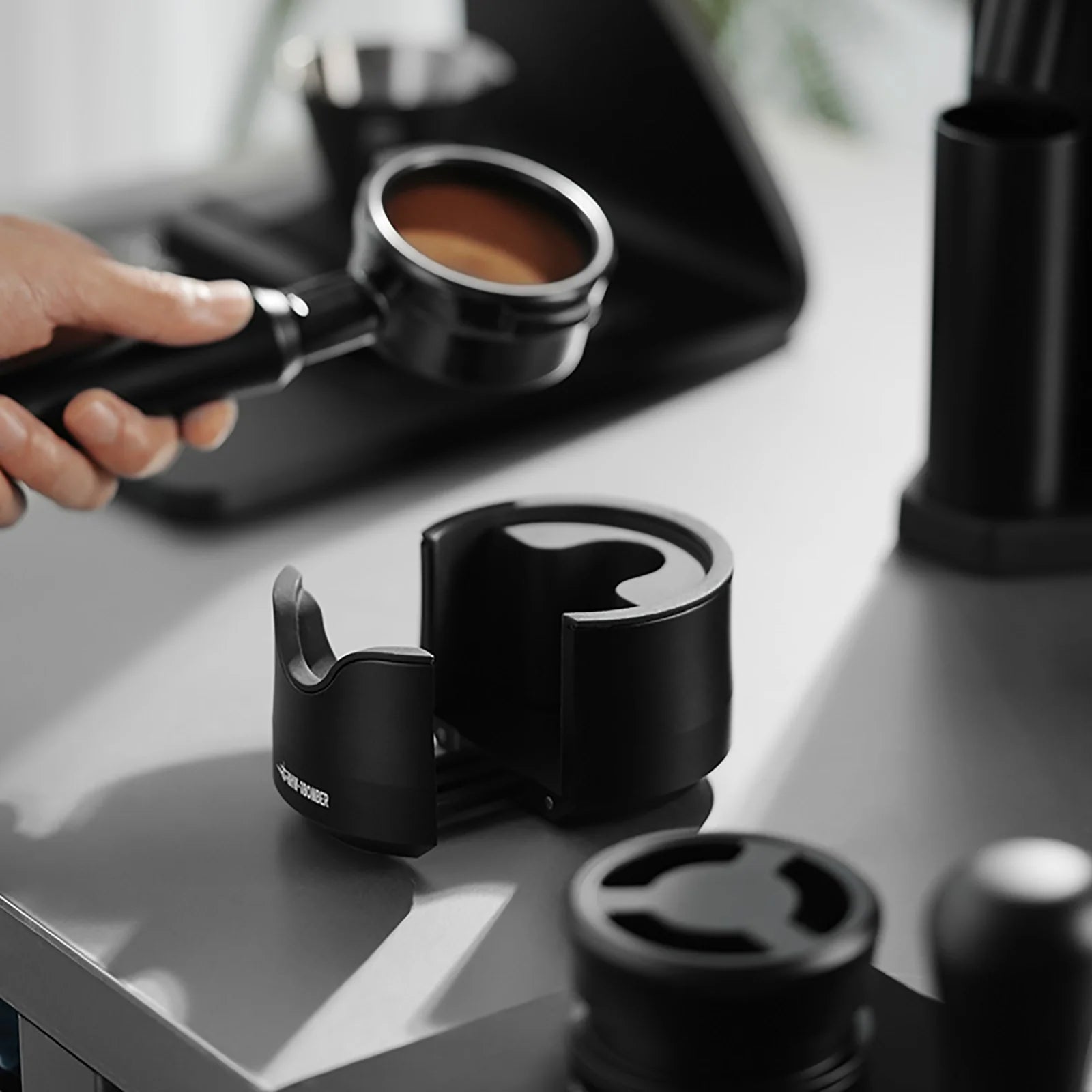 MHW-3BOMBER ASTRA COLLECTION PORTAFILTER HOLDER 51-58MM UNIVERSAL