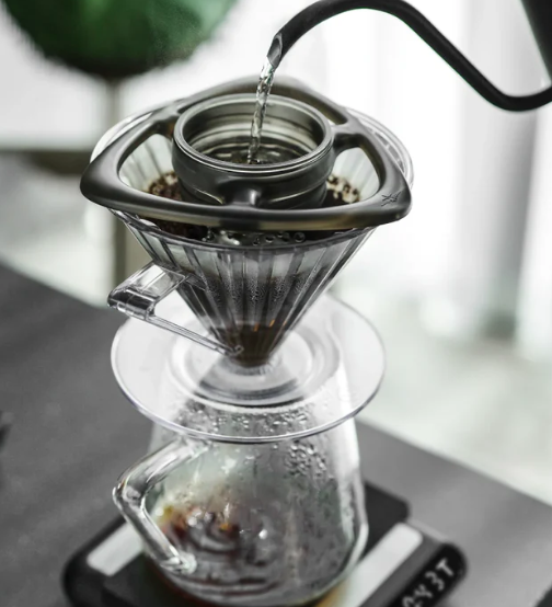 موزع قهوة المطر MHW-3BOMBER - أسود